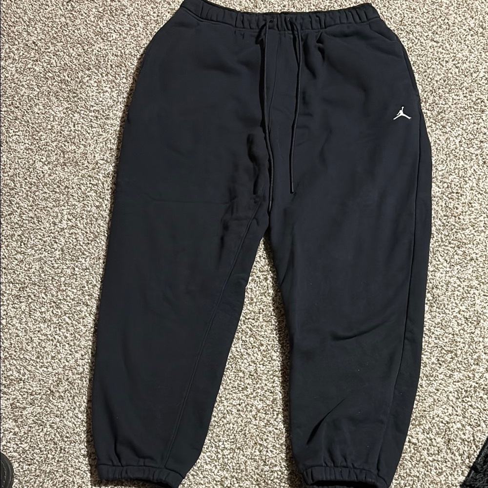 Jordan Black Sweatpants Relaxed Fit Elastic Cuffs